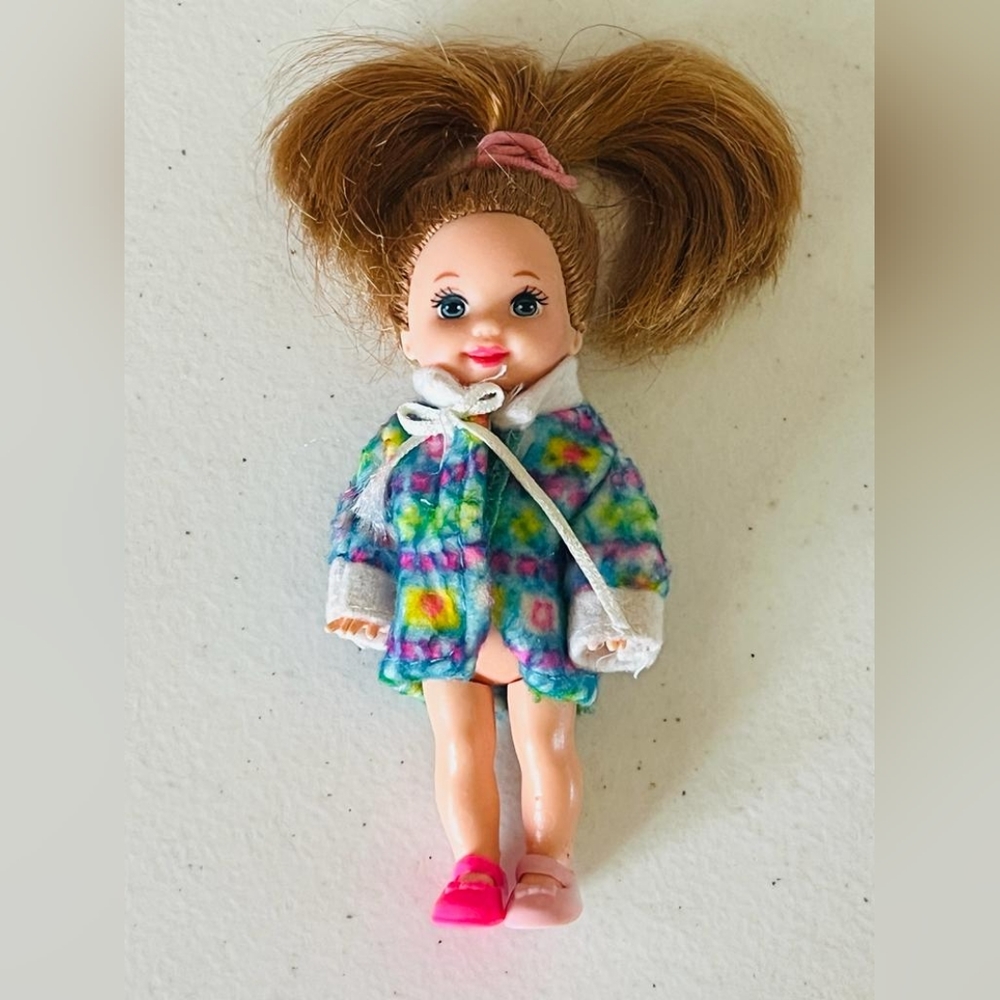 Vintage Kelly doll Barbie doll